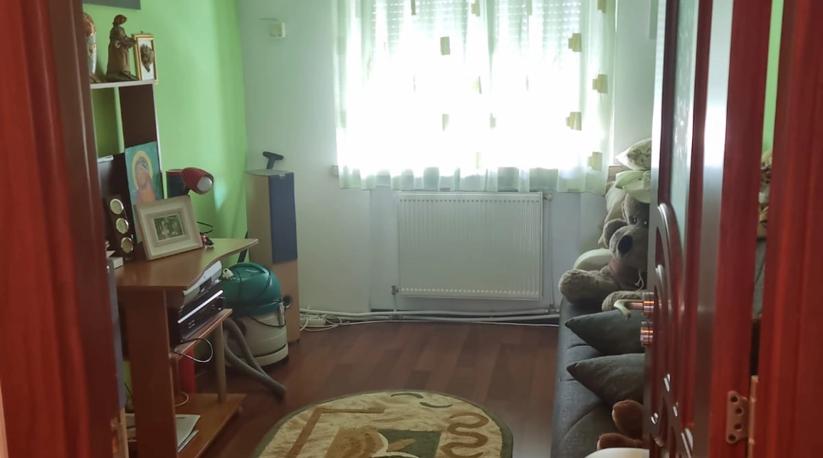 Oferta Apartament de vanzare, 4 camere, decomandat, 92 mp, Calea Romanului,  OMV imagine 4