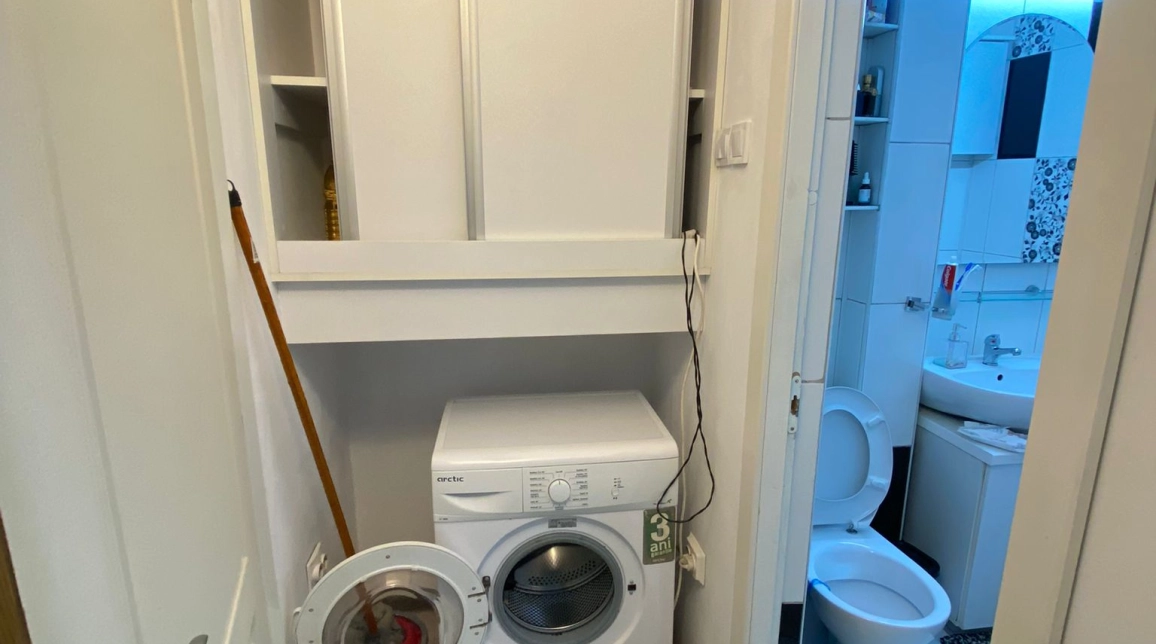 Oferta Apartament, 3 camere semidecomandat, 65 mp, Podu Ros, de vanzare,  Primaverii - Pasapoarte imagine 15