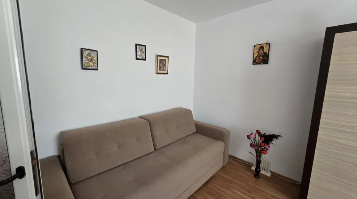 Oferta Apartament de vanzare, 3 camere, decomandat, 65 mp, Central,  Tg Cucu imagine 5