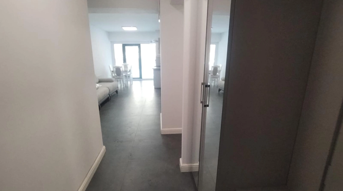 Oferta De vanzare apartament, 2 camere, 100 mp, Centru,  Vis a vis de Palas Mall imagine 9