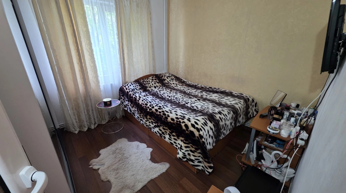 Oferta Apartament de vanzare, 2 camere, semidecomandat, 42 mp, Mircea cel Batran,  BRD imagine 2