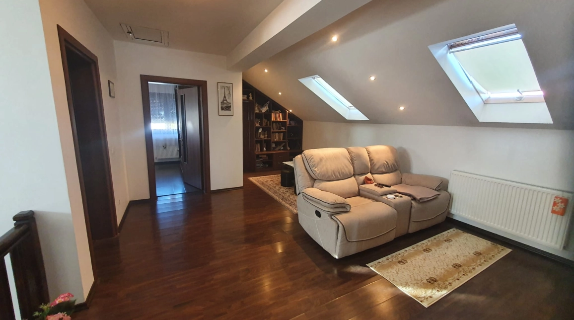 Oferta De vanzare casa, 5 camere, 210 mp, Popas Pacurari,   imagine 10