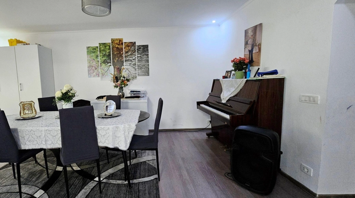 Oferta Casa, 5 camere , 314 mp, Fermelor, de vanzare,   imagine 7