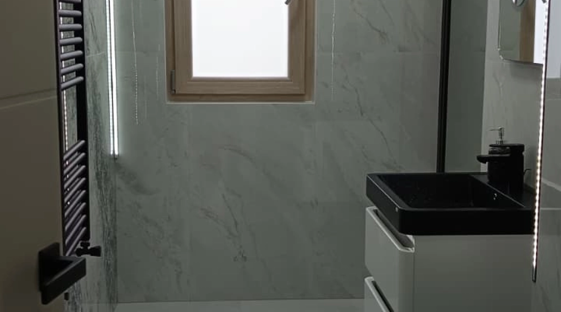 Oferta 4 camere, 106 mp, de vanzare casa in zona Valea Lupului,  mai sus de str Victoriei imagine 2