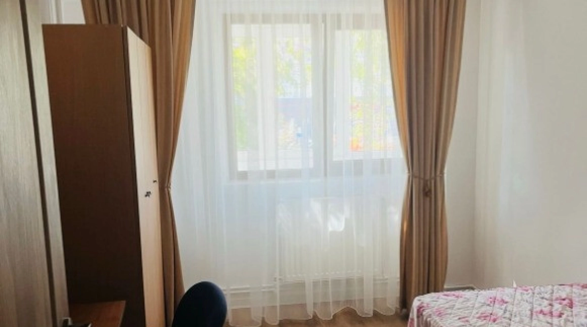 Oferta Podul de Fier apartament 70 mp, 3 camere, decomandat, de inchiriat,  Mega Image  imagine 2