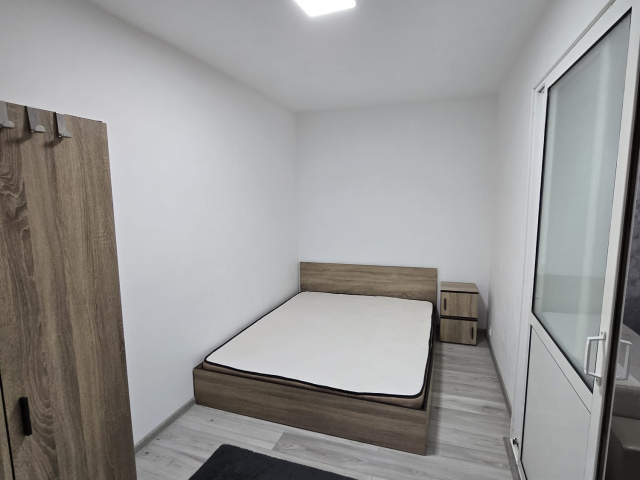 3 camere,  semidecomandat,  40 mp, de inchiriat apartament in zona Podu Ros,  (Primaverii) 162043