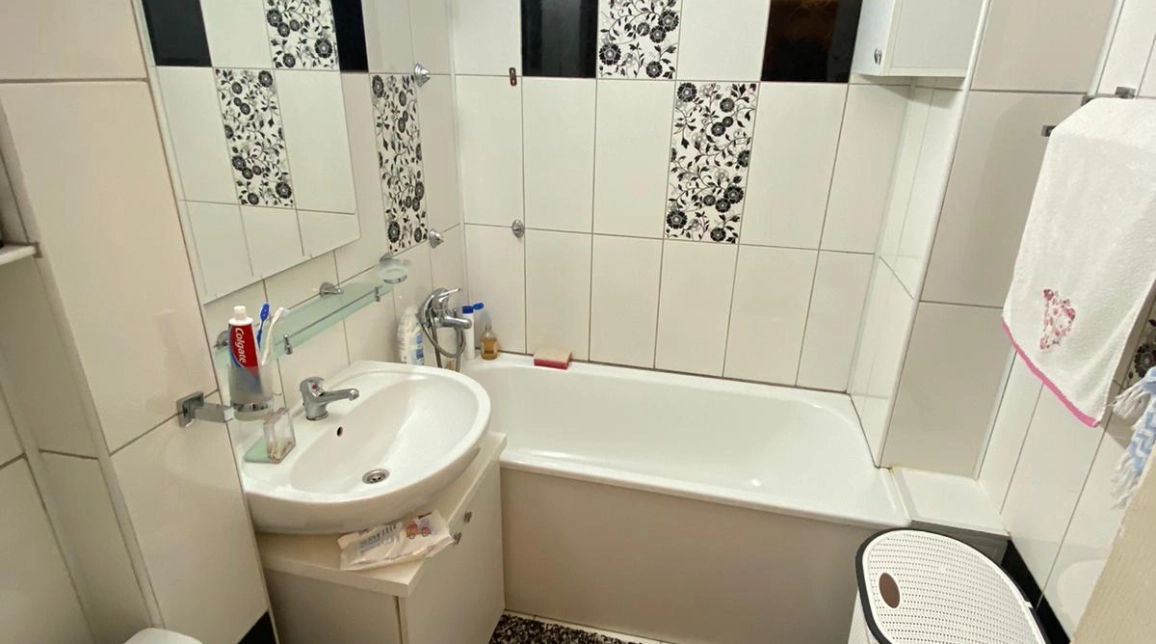 Oferta Apartament, 3 camere semidecomandat, 65 mp, Podu Ros, de vanzare,  Primaverii - Pasapoarte imagine 14