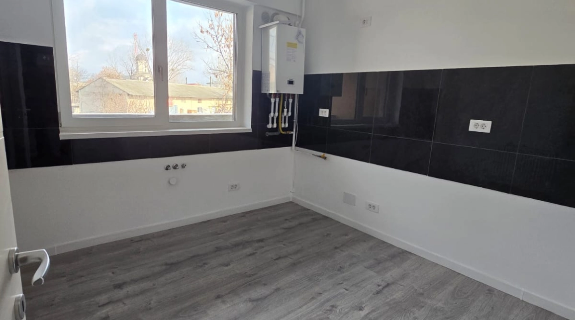 Oferta 2 camere, decomandat, 58 mp, de vanzare apartament in zona Nicolina,  Nicolina 2 - Bd Poitiers, cu Parcare inclusa imagine 6