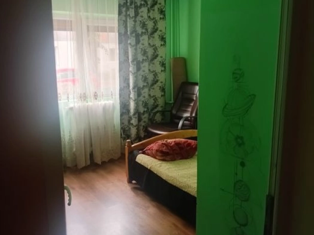 Apartament 3 camere - Podul de Fier