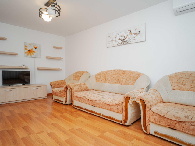De vanzare apartament, 62 camere,  decomandat,  62 mp, Canta,  (PROFI) 162347