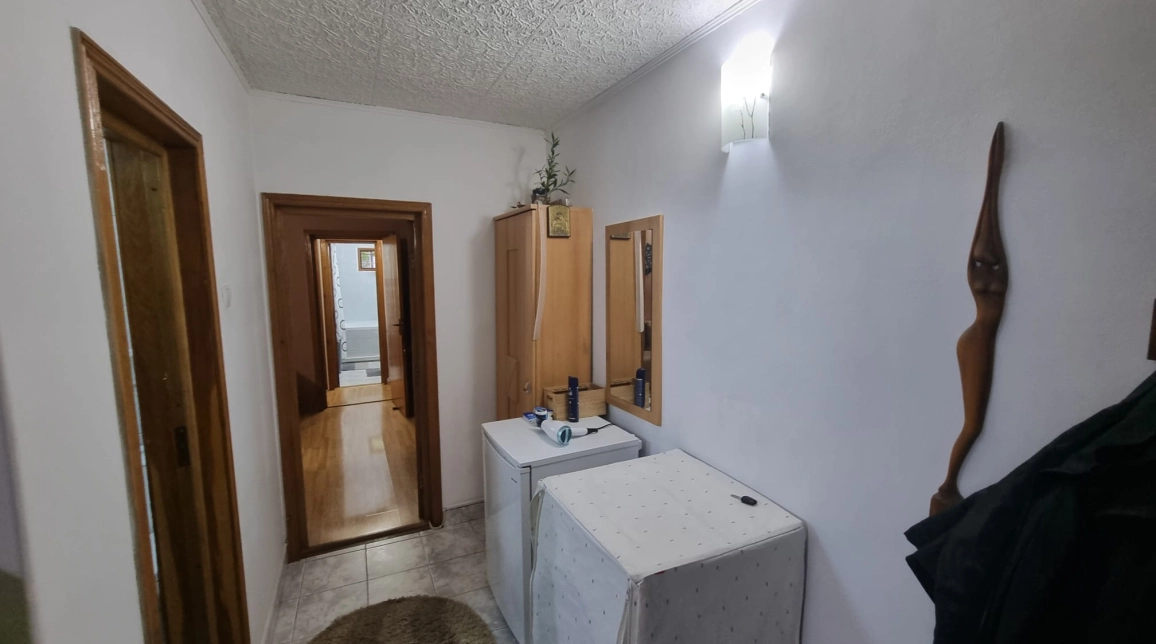 Oferta Apartament de vanzare, 4 camere, decomandat, 81 mp, Nicolina,  Nicolina 2 - Libertatii imagine 6