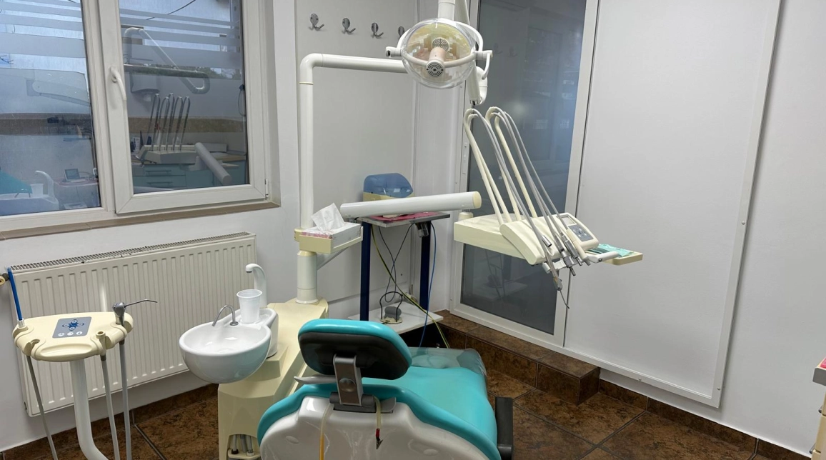 Oferta Spatiu comercial de vanzare Podu Ros dupa pasapoarte 70mp  imagine 1