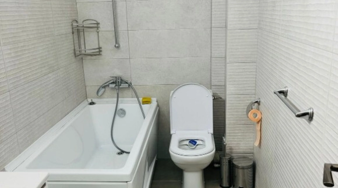 Oferta Podul de Fier apartament 70 mp, 3 camere, decomandat, de inchiriat,  Mega Image  imagine 6