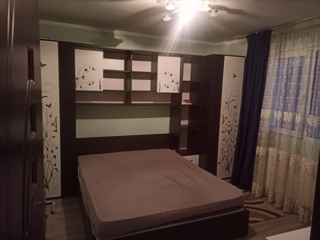 Apartament, 2 camere  semidecomandat,  52 mp, Podu Ros, de inchiriat,  (Universitatea Gheorghe Asachi) 163121