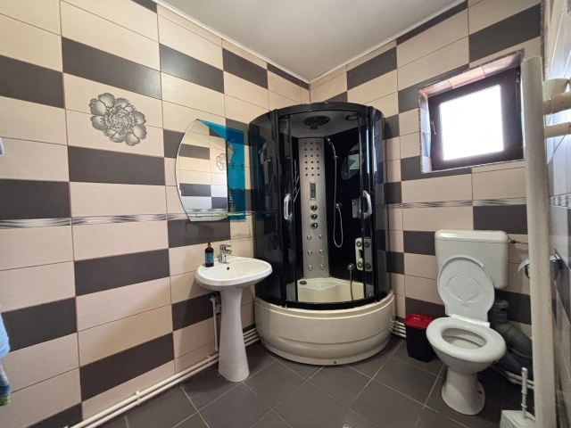 Apartament 6 camere - CUG