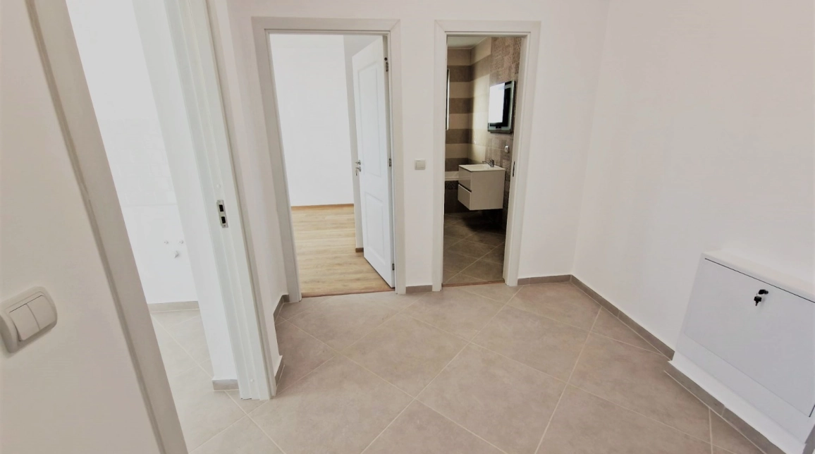 Oferta Apartament, 2 camere decomandat, 48 mp, Lunca Cetatuii, de vanzare,  Serele Visoianu imagine 4