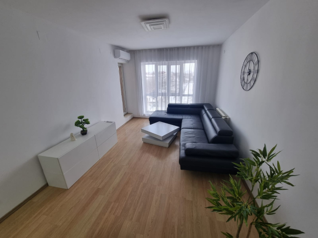 De vanzare apartament, 2 camere,  nedecomandat,  48 mp, Tatarasi,  (Piata Doi baieti) 161107