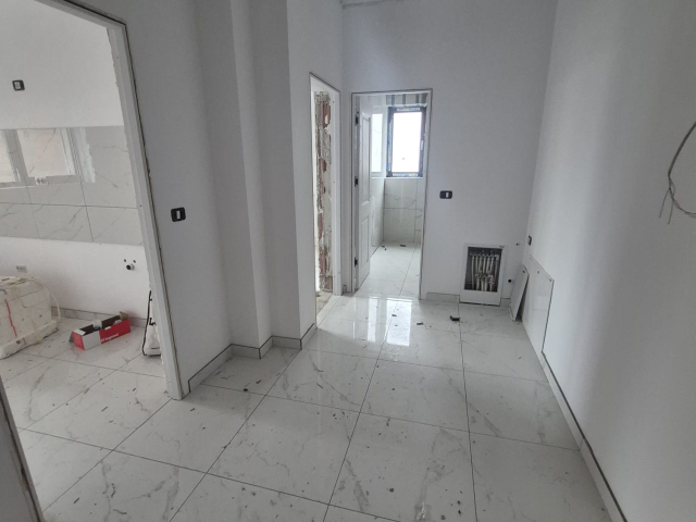 De vanzare apartament nou, 2 camere,  decomandat,  52 mp, Frumoasa,  (Manta Rosie - La 2 pasi Hlincea) 161157