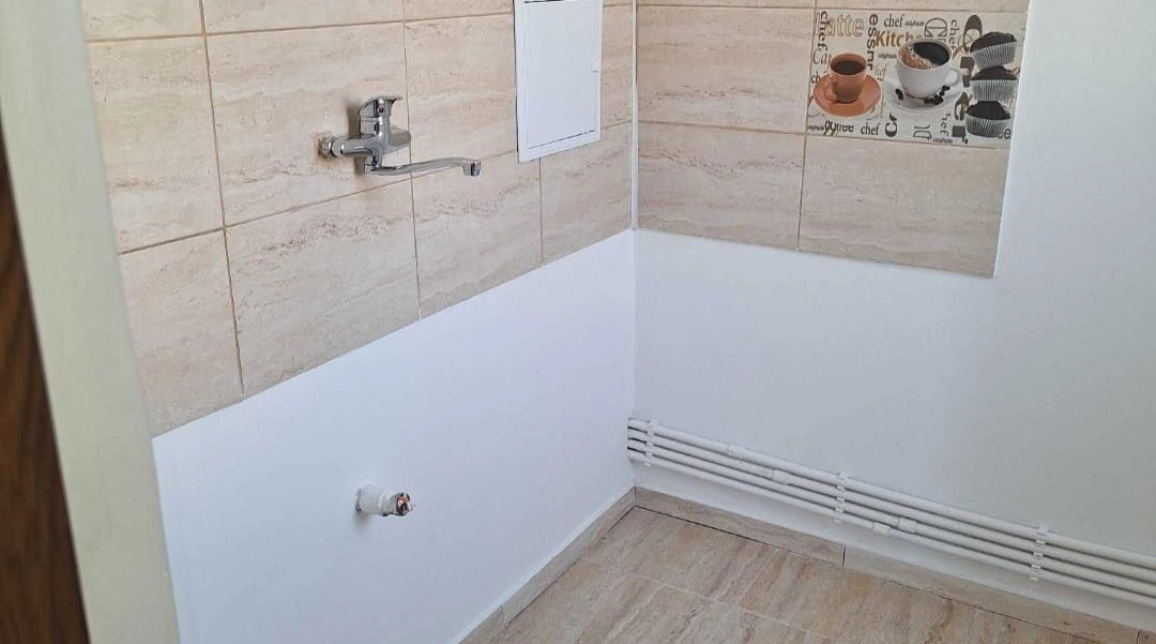 Oferta 3 camere, nedecomandat, 46 mp, de vanzare apartament in zona Alexandru cel Bun,  Liceul Miron Costin imagine 2