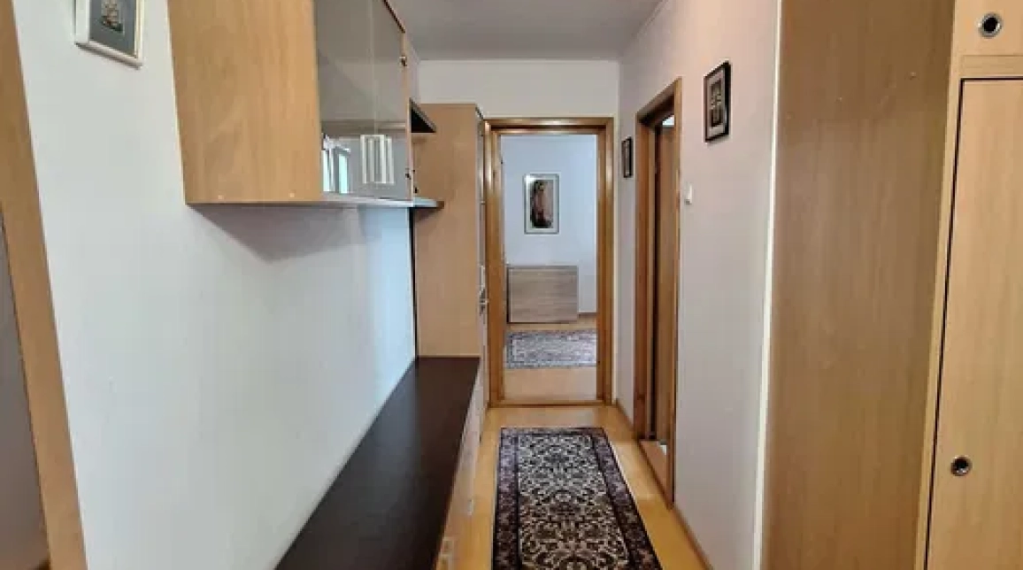 Oferta De vanzare apartament, 2 camere, decomandat, 50 mp, Central,  VIP imagine 5