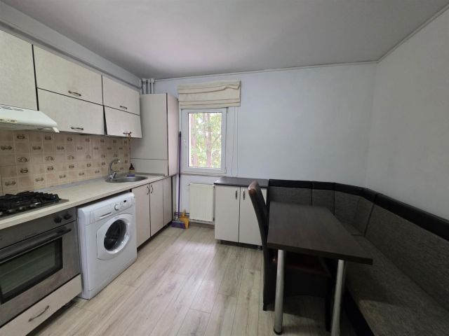 De vanzare apartament, 2 camere,  decomandat,  60 mp, Nicolina,  (Spitalul Providenta) 163112