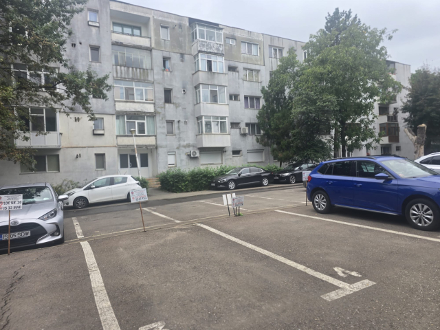 De vanzare apartament, 2 camere,  semidecomandat,  50 mp, Podu Ros,  (vis-a-vis de Facultatile din Tudor) 163322
