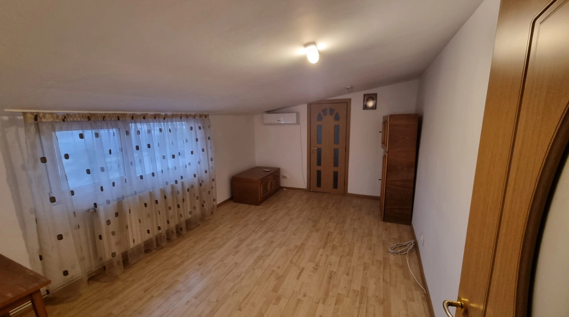 Oferta De vanzare apartament, 2 camere, decomandat, 44 mp, Nicolina,  Piata CUG imagine 1