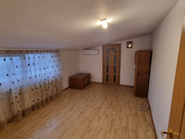 De vanzare apartament, 2 camere,  decomandat,  44 mp, Nicolina,  (Piata CUG) 163502