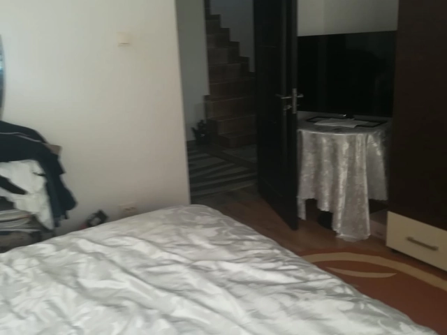Apartament 4 camere - Valea Lupului