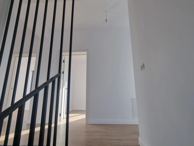Apartament 4 camere - Valea Adanca