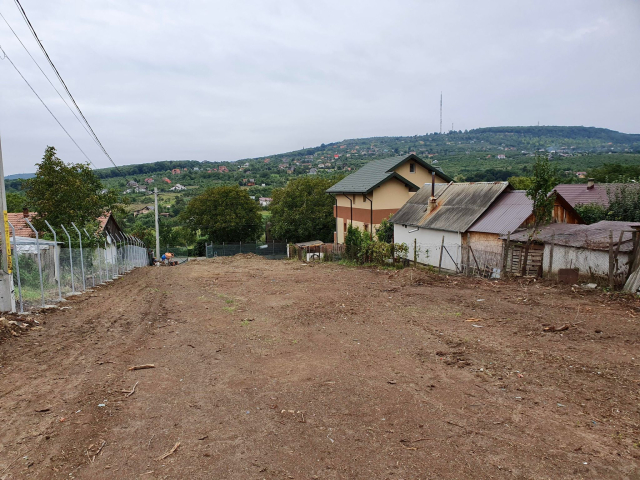 Teren  Barnova  2700mp  153314