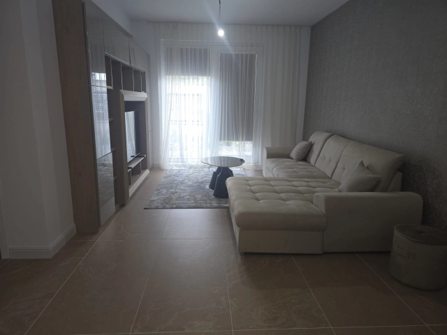 Apartament 4 camere - Popas Pacurari