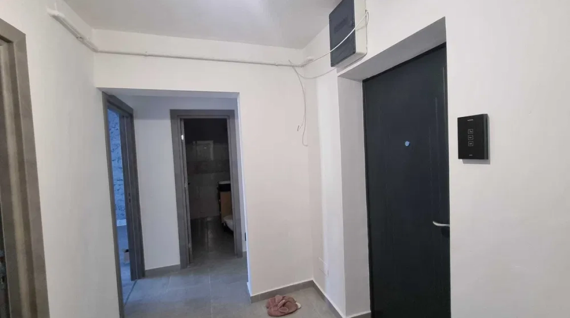 Oferta Apartament, 2 camere decomandat, 56 mp, Nicolina, de vanzare,  Belvedere imagine 3