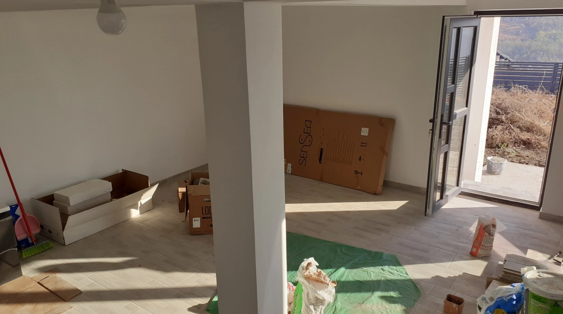 Oferta 4 camere, 105 mp, de vanzare casa in zona Rediu,   imagine 5