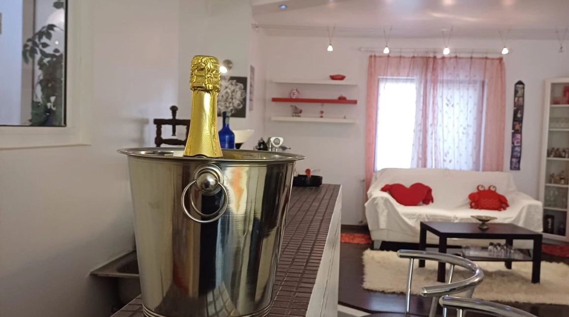 Oferta Casa de vanzare, 4 camere, 299 mp, Breazu,  Rediu  imagine 11