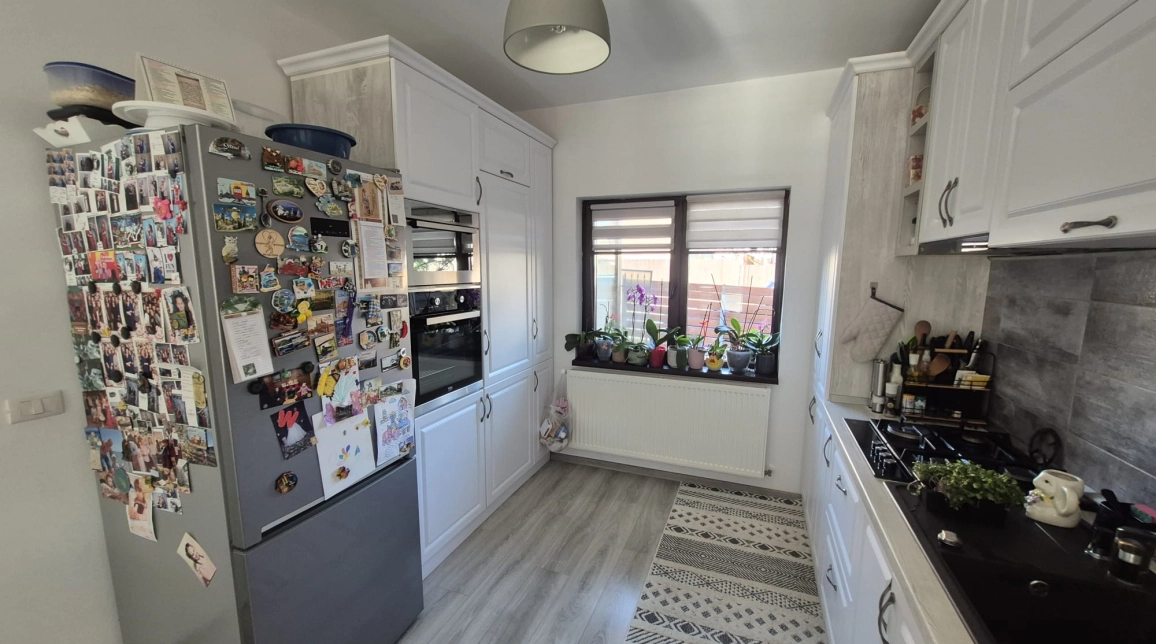 Oferta De vanzare casa, 5 camere, 110 mp, Miroslava,  Transanapet imagine 15