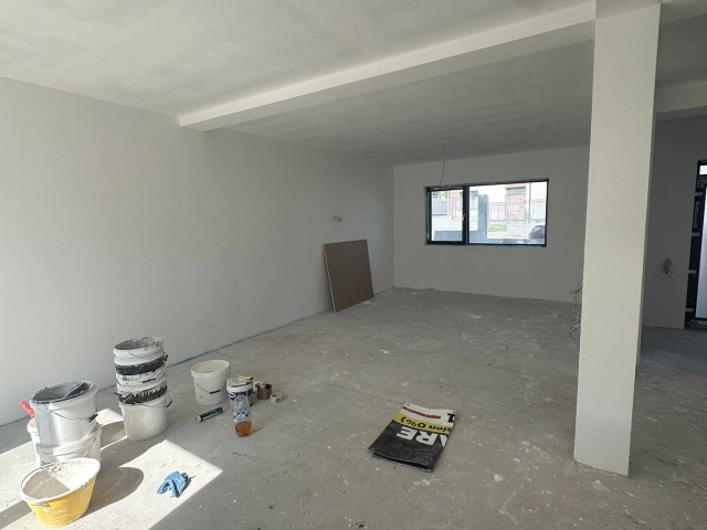 Apartament 4 camere - Valea Adanca