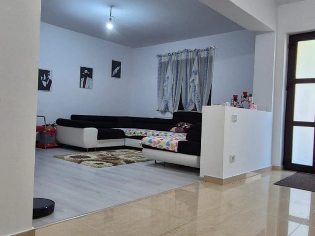 Apartament 3 camere - Visani