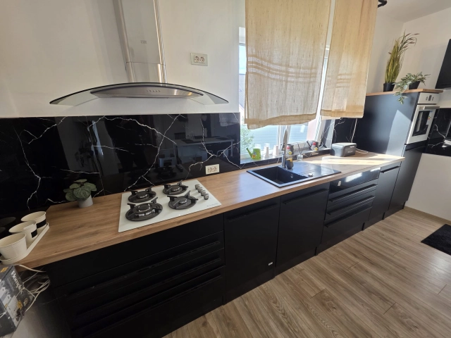 Apartament 5 camere - Valea Lupului