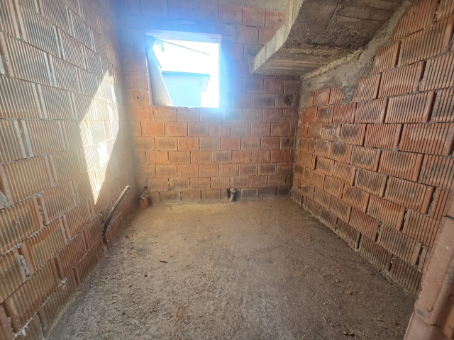 Apartament 4 camere - Vorovesti
