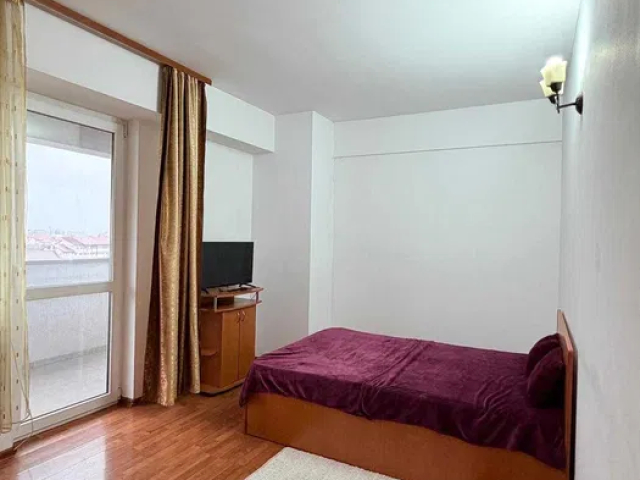 2 camere,  decomandat,  66 mp, de inchiriat apartament in zona Nicolina,  (La doi pasi) 162358