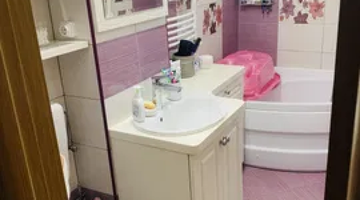 Oferta De vanzare apartament, 3 camere, semidecomandat, 65 mp, Darmanesti,  Adridan imagine 8