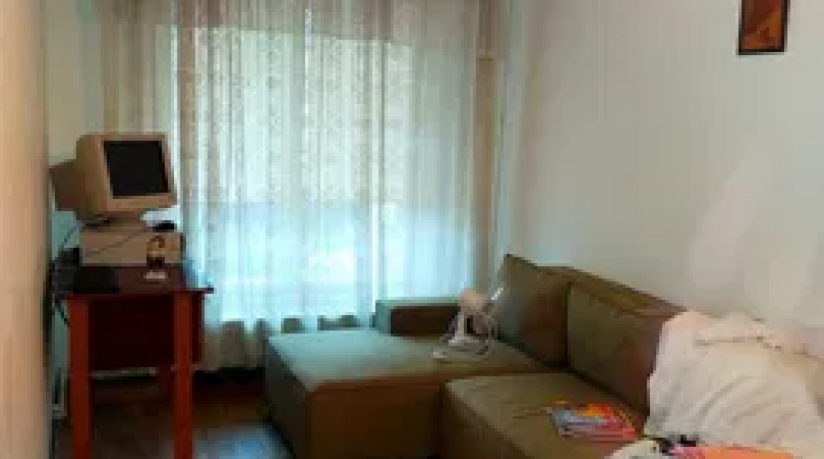 Oferta 5 camere, decomandat, 94 mp, de vanzare apartament in zona Central,  Orhei imagine 1