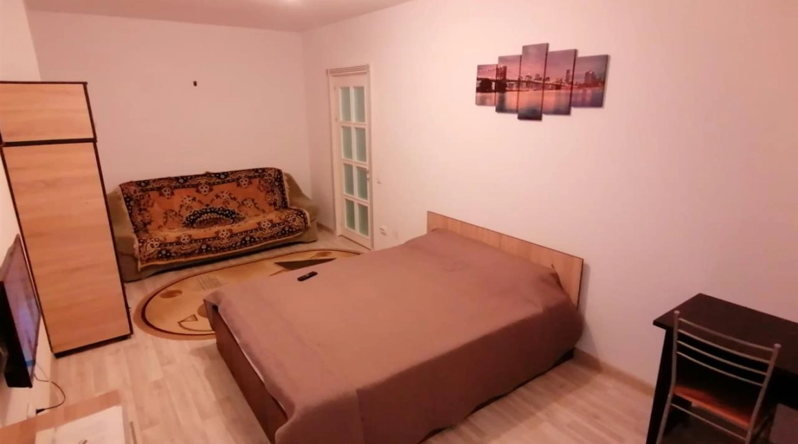 Oferta Apartament, 3 camere decomandat, 75 mp, Lunca Cetatuii, de vanzare,  Visoianu imagine 1