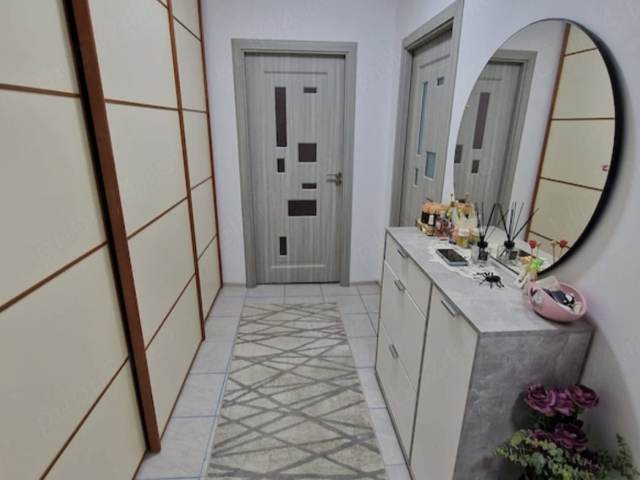 2 camere,  decomandat,  54 mp, de vanzare apartament in zona Mircea cel Batran,   162268