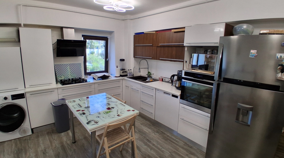 Oferta De vanzare apartament, 3 camere, decomandat, 70 mp, Pacurari,  MOARA DE FOC, LUKOIL imagine 4
