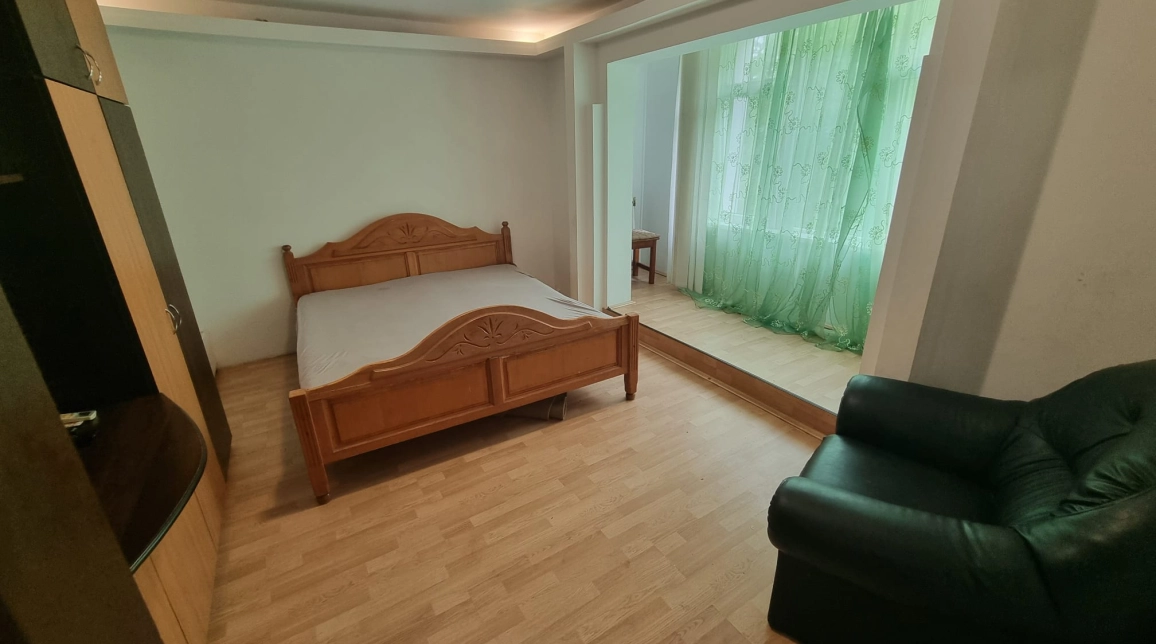 Oferta Apartament, 4 camere decomandat, 79 mp, Tatarasi, de vanzare,  Dispecer-Posta imagine 2
