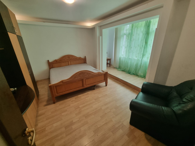 Apartament, 4 camere  decomandat,  79 mp, Tatarasi, de vanzare,  (Dispecer-Posta) 162926