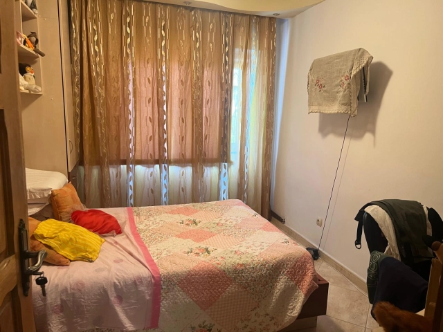 Apartament 3 camere - Centru