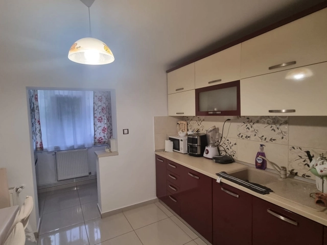 Apartament 4 camere - Nicolina